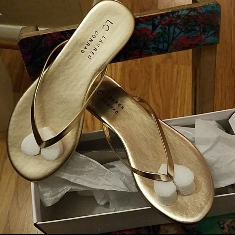Lauren Conrad Flip-flops